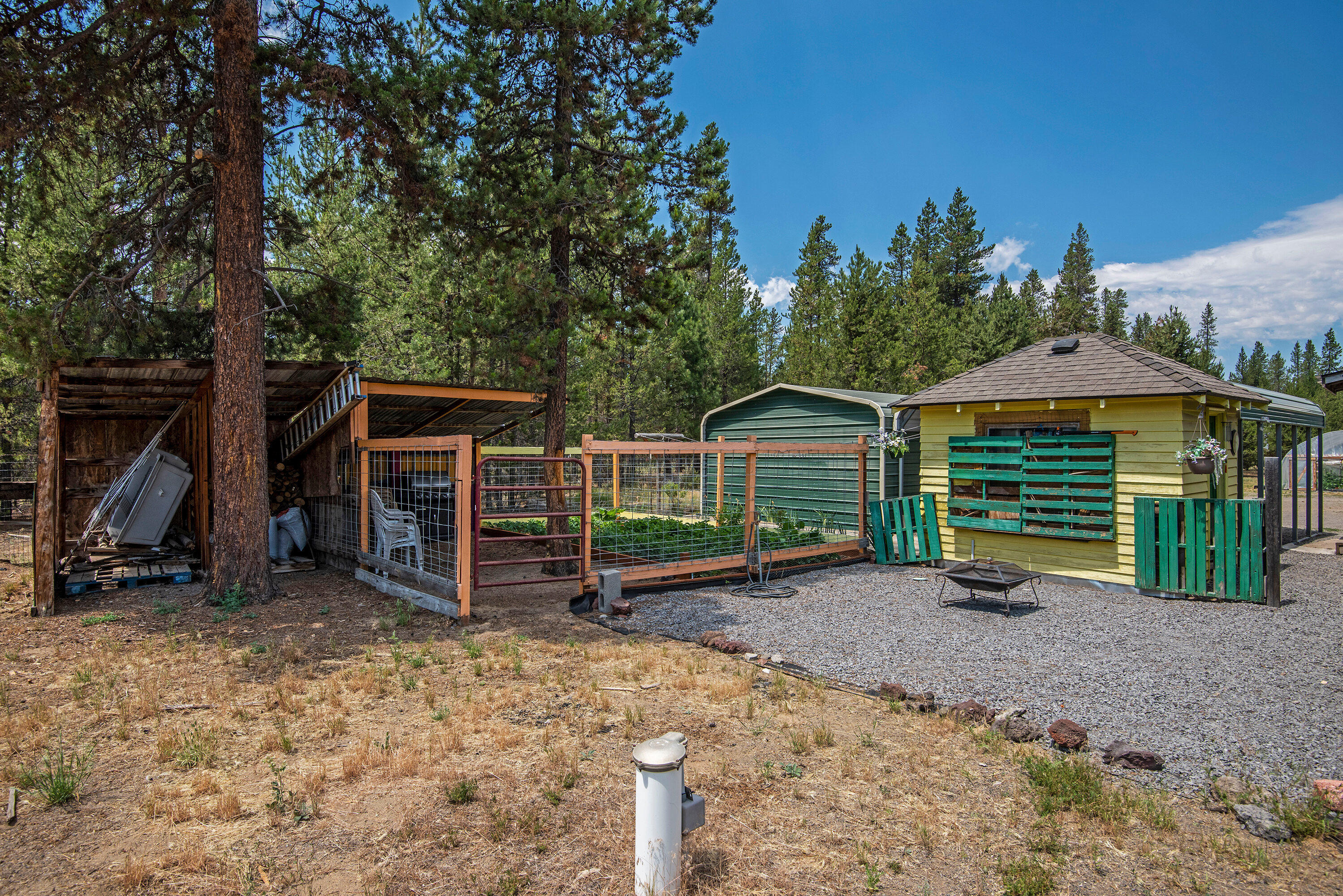52195 Dustan Road La Pine, OR 97739 - Photo 16 of 29 52195 Dustan Rd La Pine OR-print-009-006