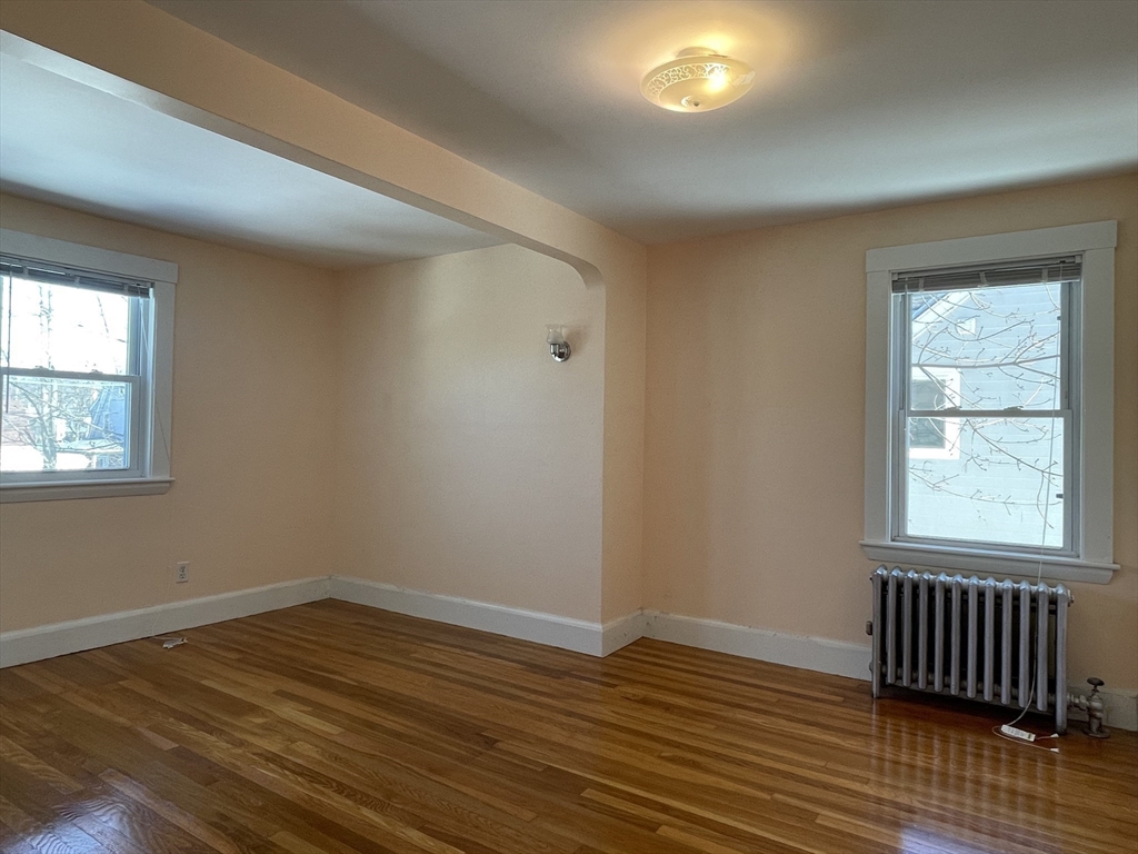 139 Oakdale Road Newton, MA 02461 - Photo 14 of 36