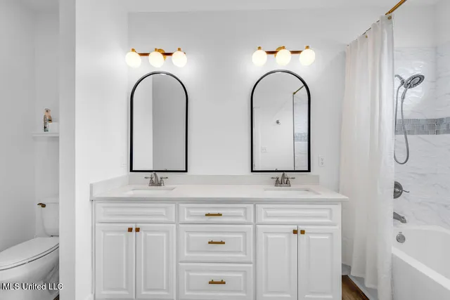 $435,000 | 102 Runnels Avenue, Long Beach, MS 39560