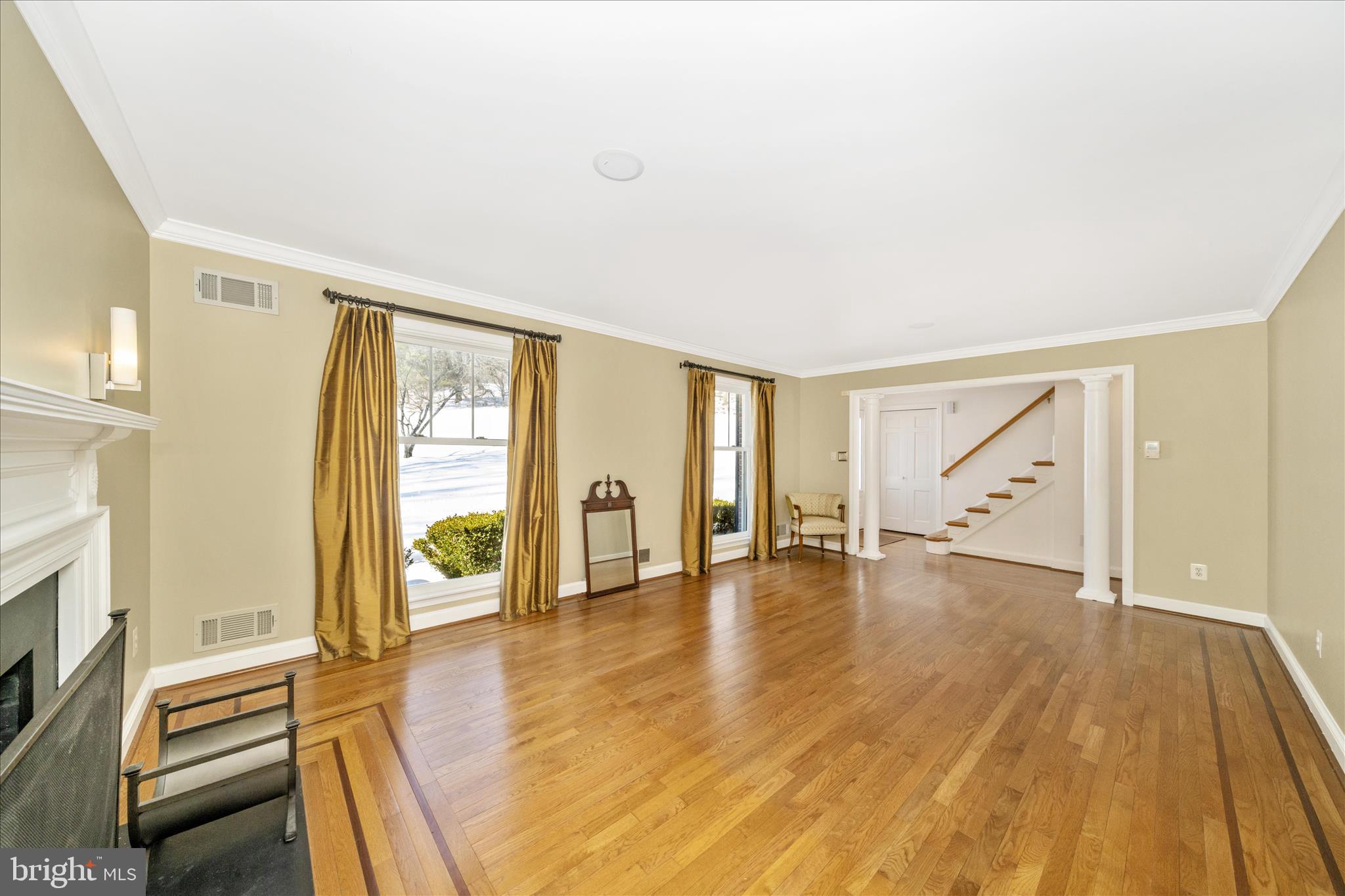 6501 Green Valley Road New Market, MD 21774 - Photo 10 of 55 Living Room