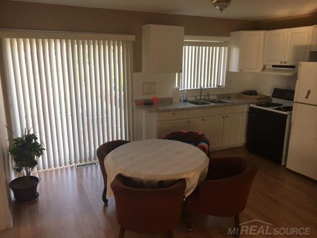 55995 Romeo Plank Road Macomb, MI 48042 - Photo 8 of 14
