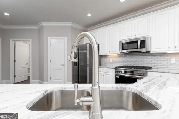 $587,500 | 250 Ashley Forest Drive, Fayetteville, GA 30214