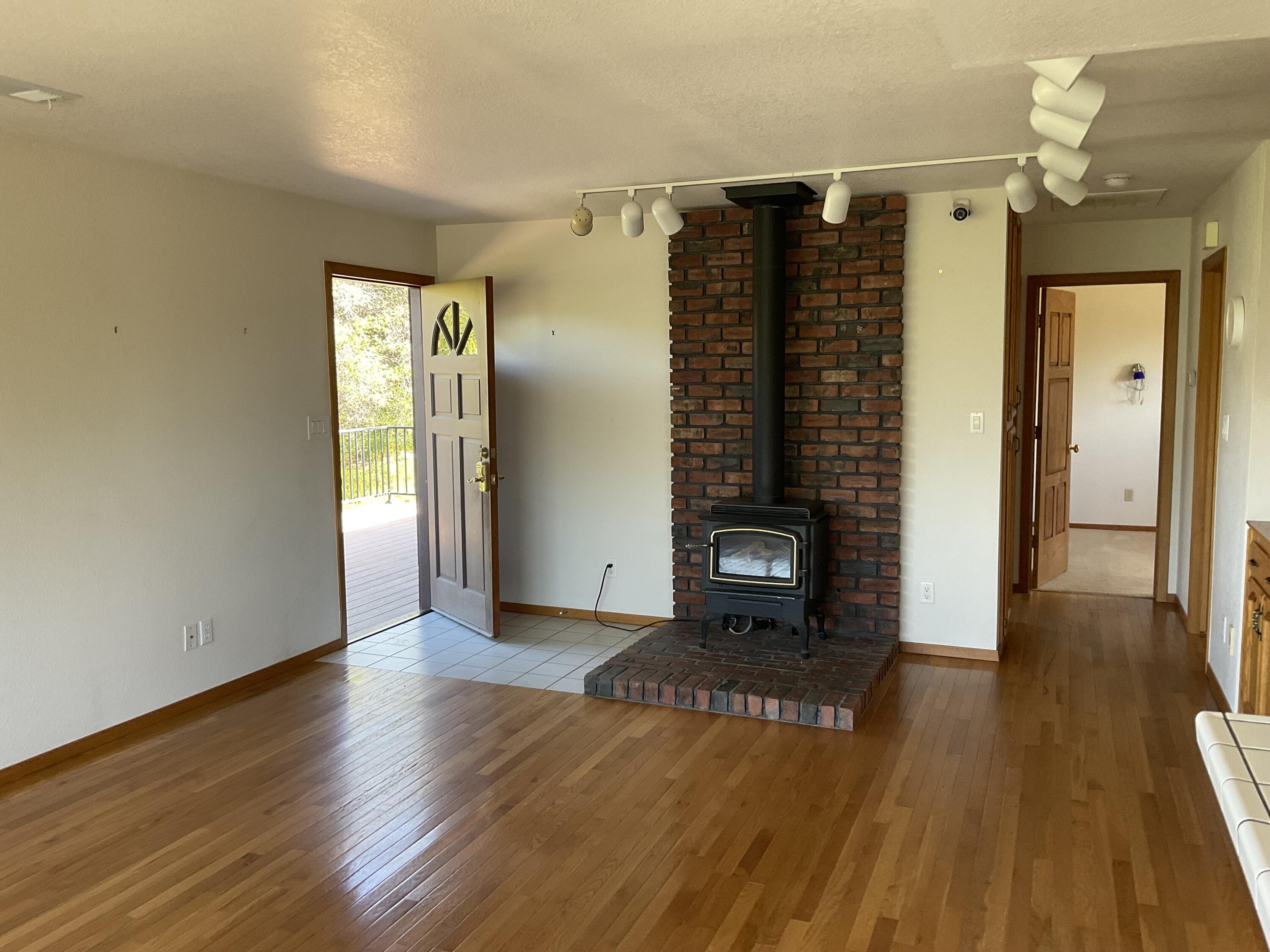 41652 West Mynatt Drive, Unit 2 Three Rivers, CA 93271 - Photo 37 of 41 IMG_1185