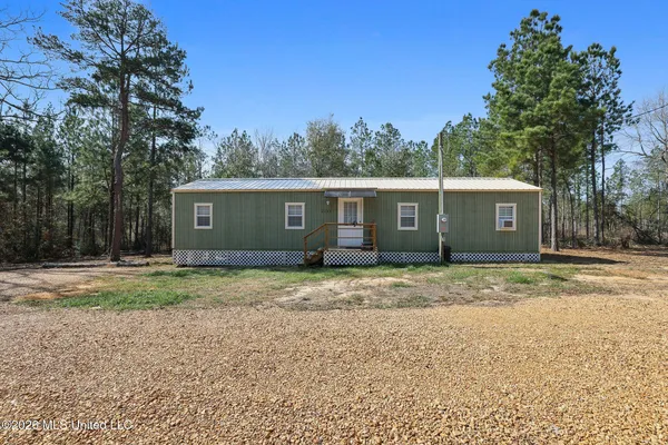 $380,000 | 2133 Matthews Road, Tylertown, MS 39667