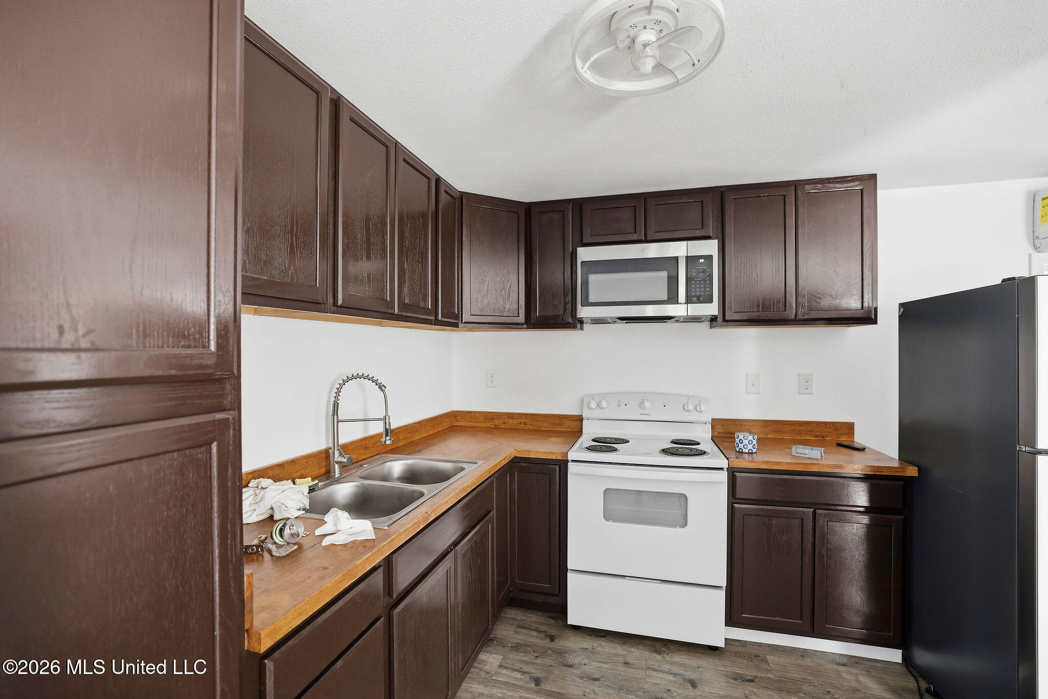 2133 Matthews Road Tylertown, MS 39667 - Photo 4 of 25 CE4A1751_1