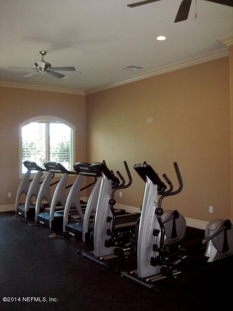 9745 Touchton Road, Unit 429 Jacksonville, FL 32246 - Photo 4 of 34 IMG_2891