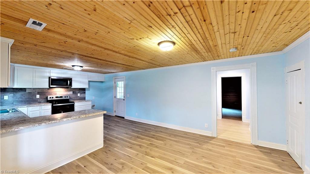161 Briles-Hunt Road Denton, NC 27239 - Photo 5 of 29 Gallery Image 5