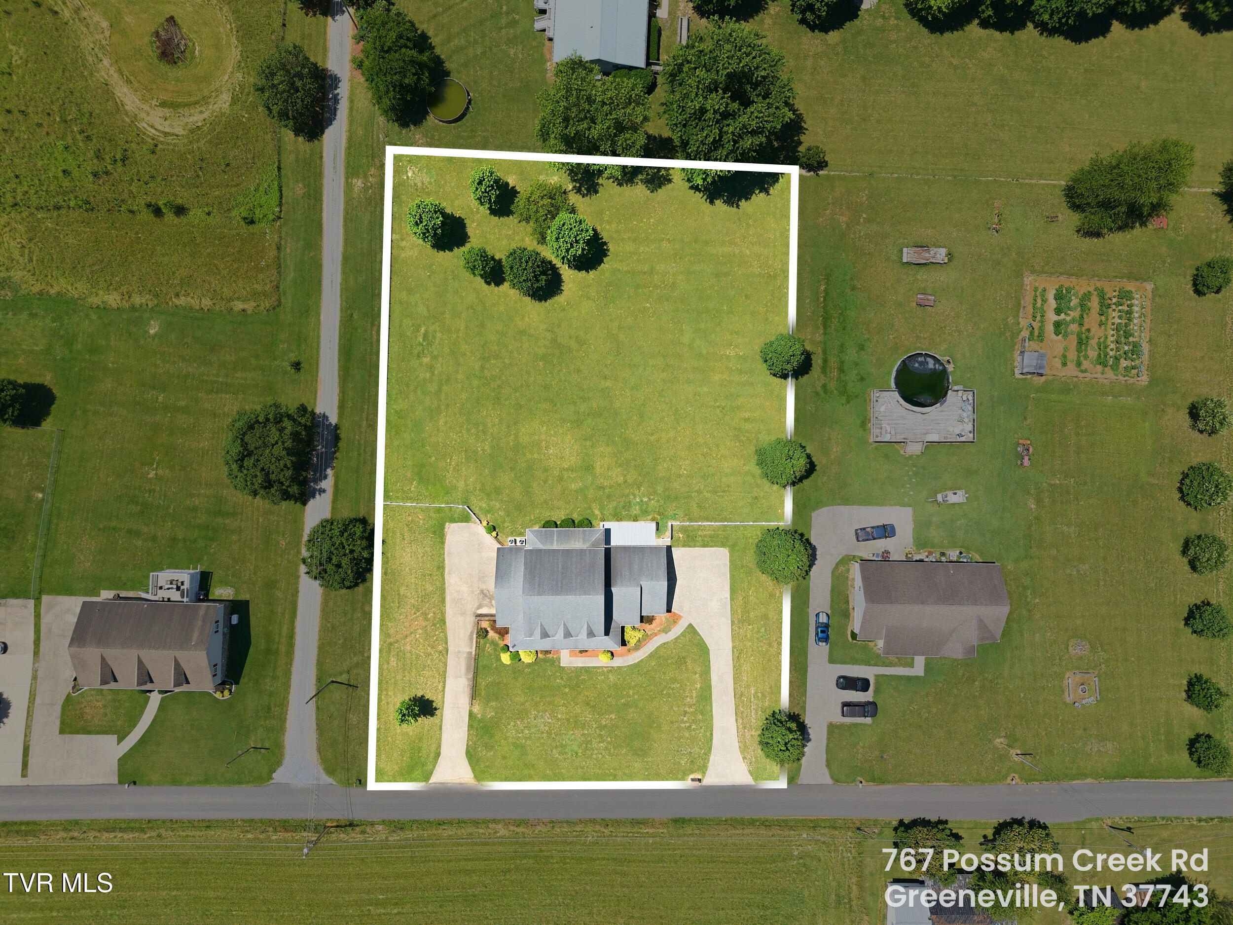 767 Possum Creek Road Greeneville, TN 37743 - Photo 13 of 69 21_767_possum_creek_rd_0020 - property l