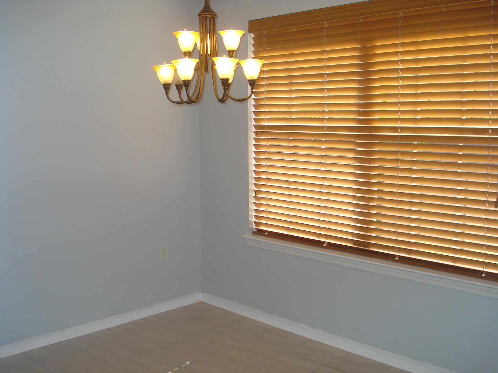 4755 Balboa Road Crestview, FL 32539 - Photo 10 of 30 Dining area