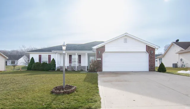 $258,000 | 2013 Priscilla Lane, Kendallville, IN 46755