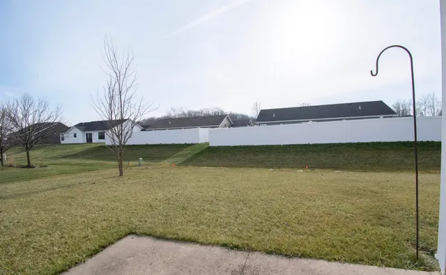 $258,000 | 2013 Priscilla Lane, Kendallville, IN 46755