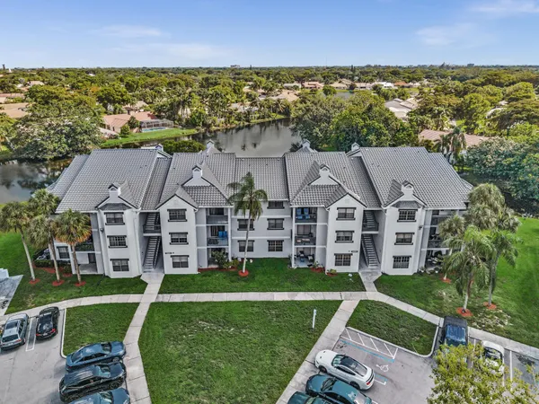 $2,400 | 11225 West Atlantic Boulevard, Unit 306, Coral Springs, FL 33071