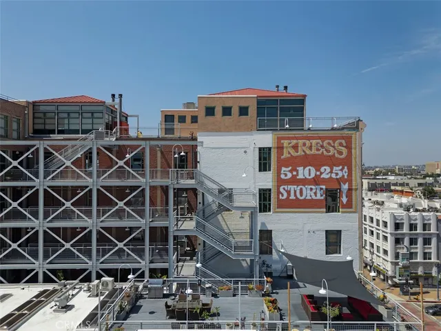 $635,000 | 100 West 5th Street, Unit 3G, Long Beach, CA 90802