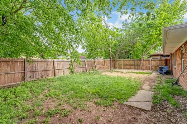 $299,000 | 713 Bailey Street, Denton, TX 76205