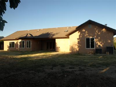 2353 Cove S Reedley Ca Reedley, CA 93654 - Photo 3 of 19 Gallery Image 3