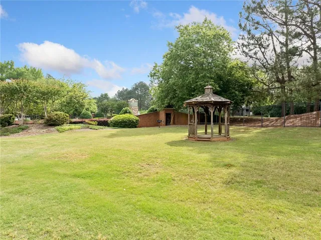 $1,900 | 717 Beaufort Circle, Duluth, GA 30096