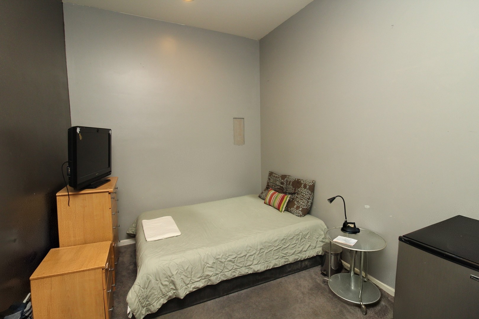 3231 West Fullerton Avenue, Unit 3W Chicago, IL 60647 - Photo 13 of 25