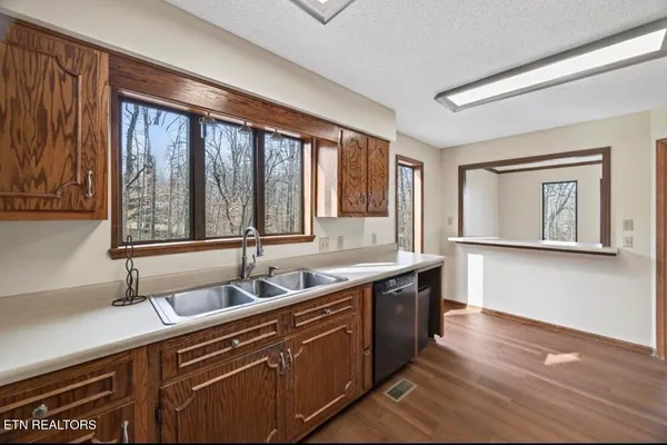 $575,000 | 2400 Burgess Falls Road, Cookeville, TN 38506