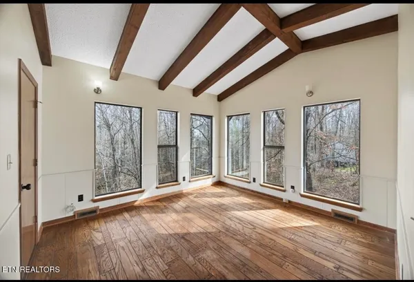 $575,000 | 2400 Burgess Falls Road, Cookeville, TN 38506