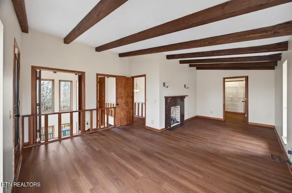 $575,000 | 2400 Burgess Falls Road, Cookeville, TN 38506