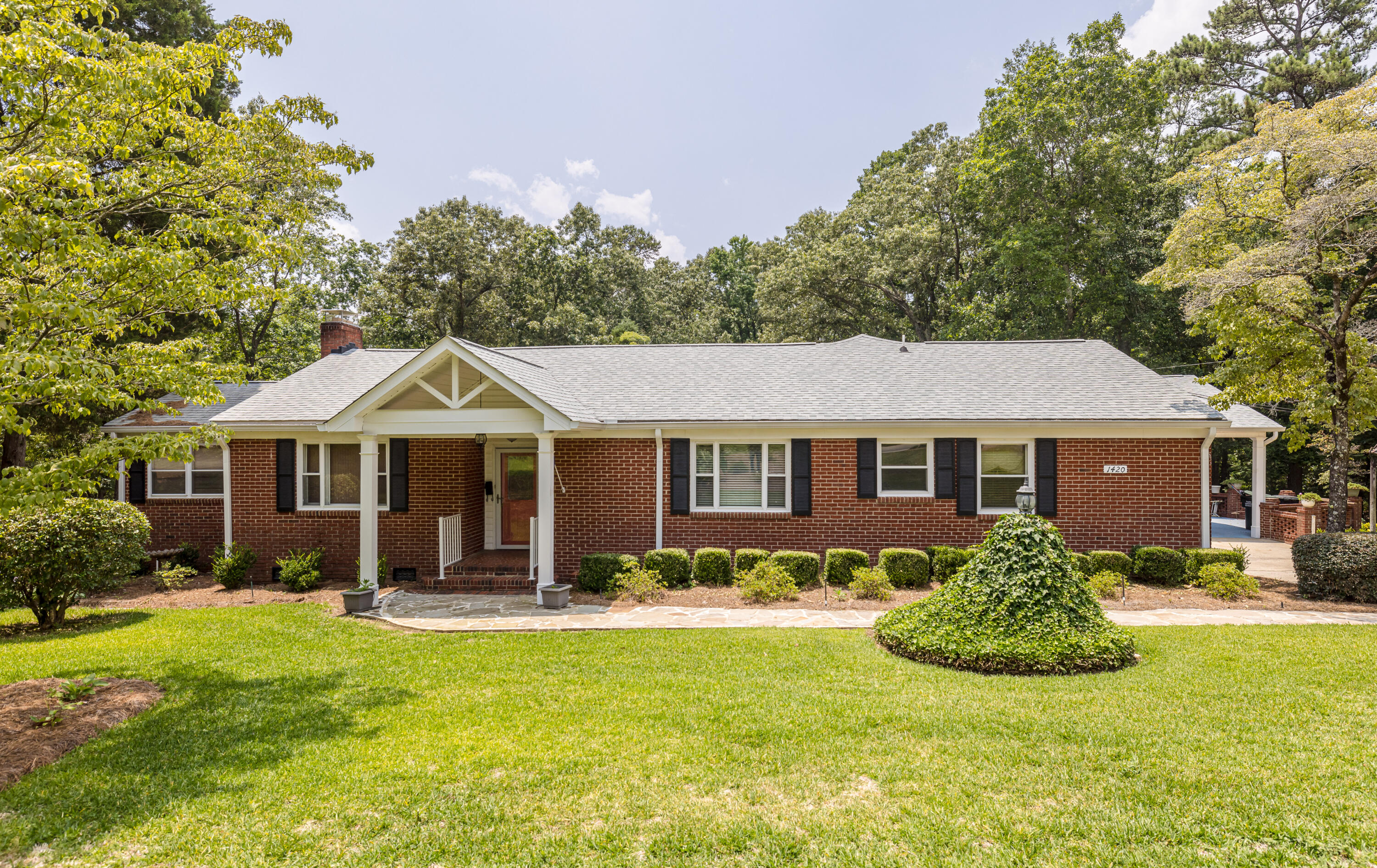1420 Powderhouse Road Southeast Aiken, SC 29803 - Photo 4 of 74