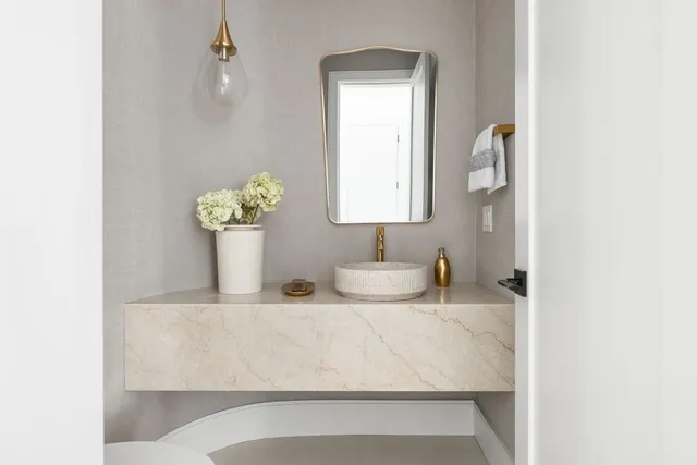 $3,180,000 | 3 Hancock Road, Needham, MA 02492