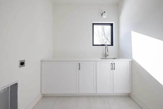 $3,180,000 | 3 Hancock Road, Needham, MA 02492