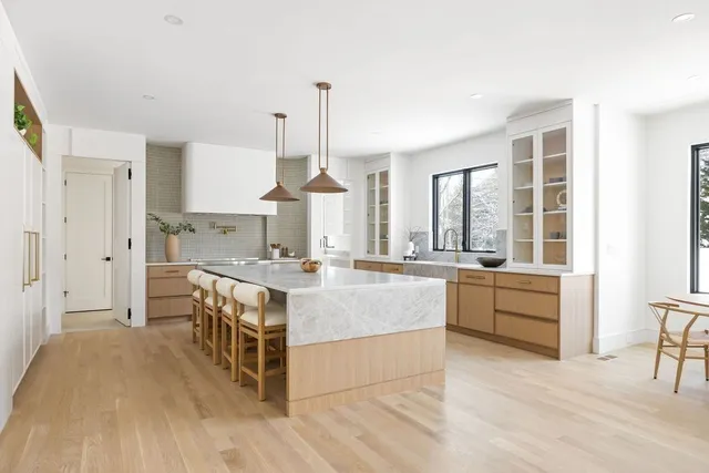 $3,180,000 | 3 Hancock Road, Needham, MA 02492