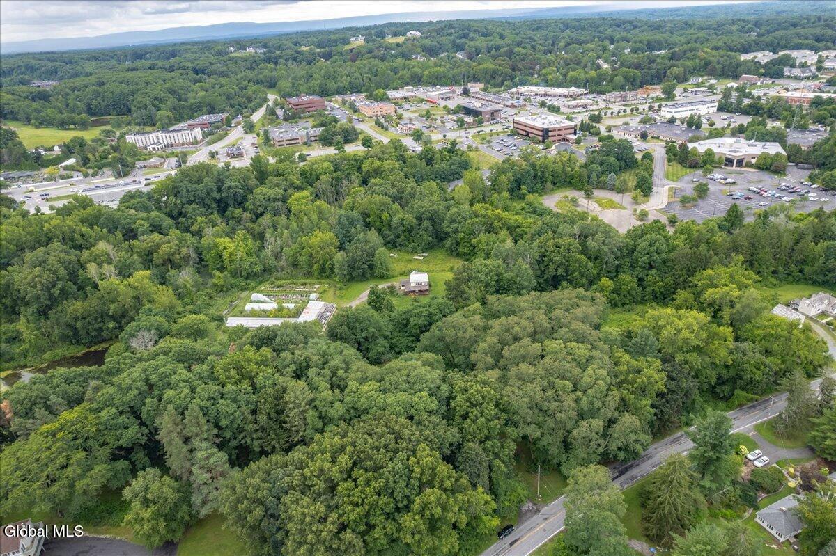 4070 River Road Colonie, NY 12110 - Photo 4 of 32 4070 Old River Rd-3