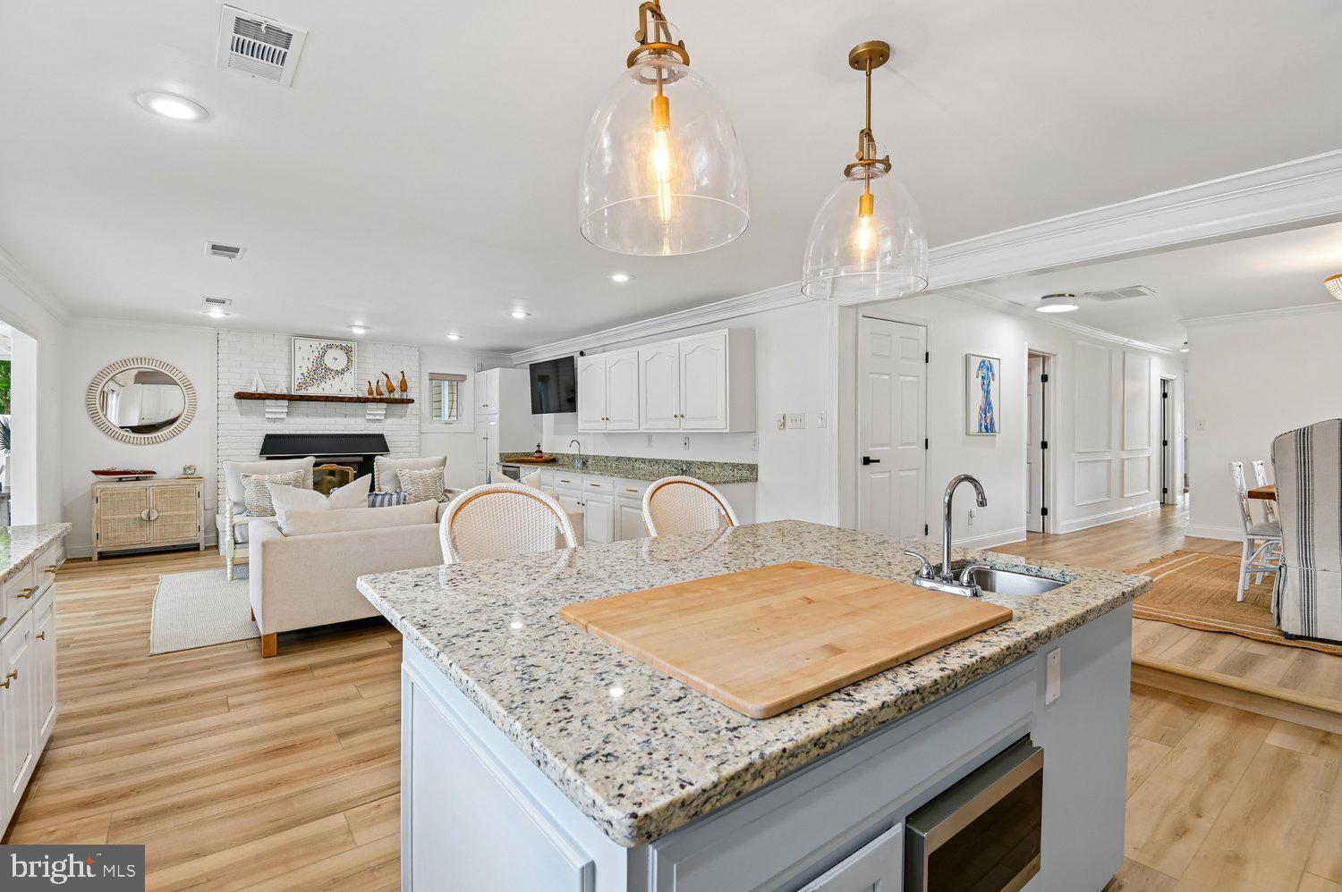 241 Edgewater Drive Edgewater, MD 21037 - Photo 10 of 51 Kitchen