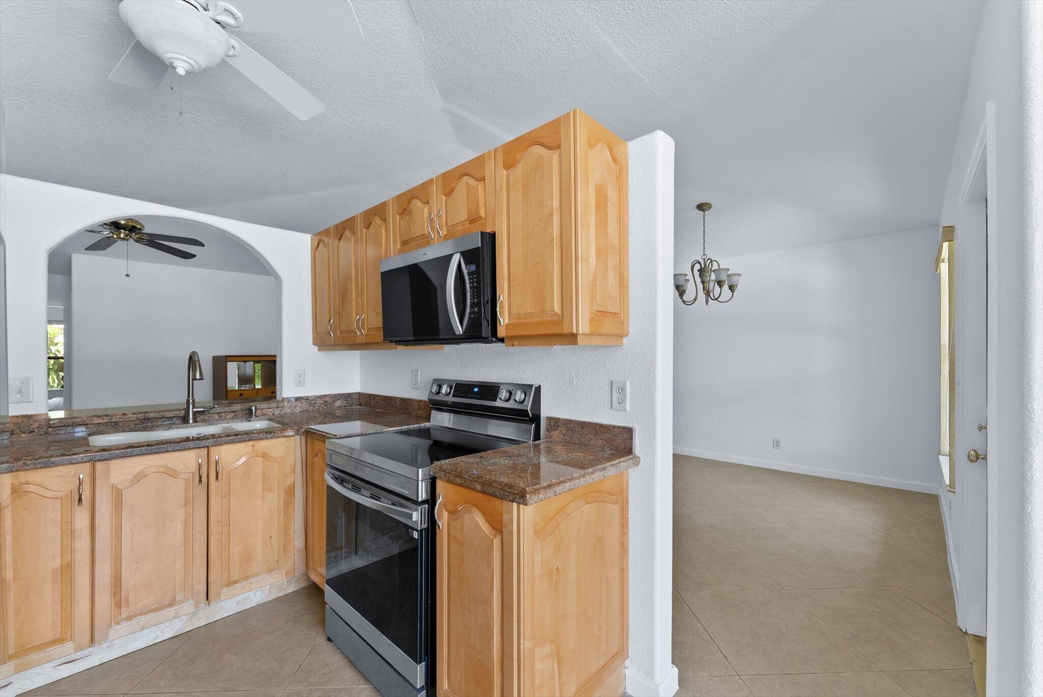 375 Northwest 42nd Street Boca Raton, FL 33431 - Photo 11 of 27 11-11