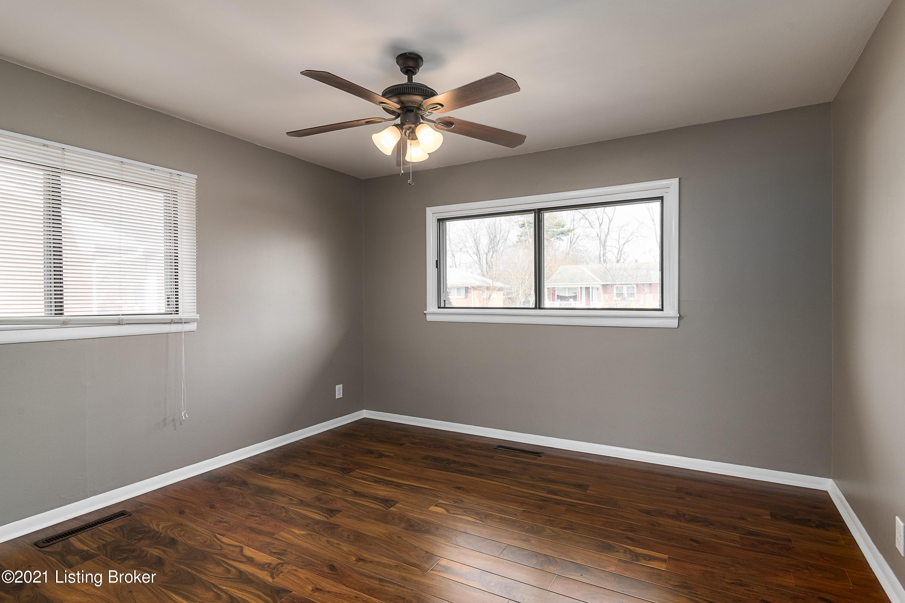 2927 Rio Rita Avenue Louisville, KY 40220 - Photo 11 of 20 DHI-12