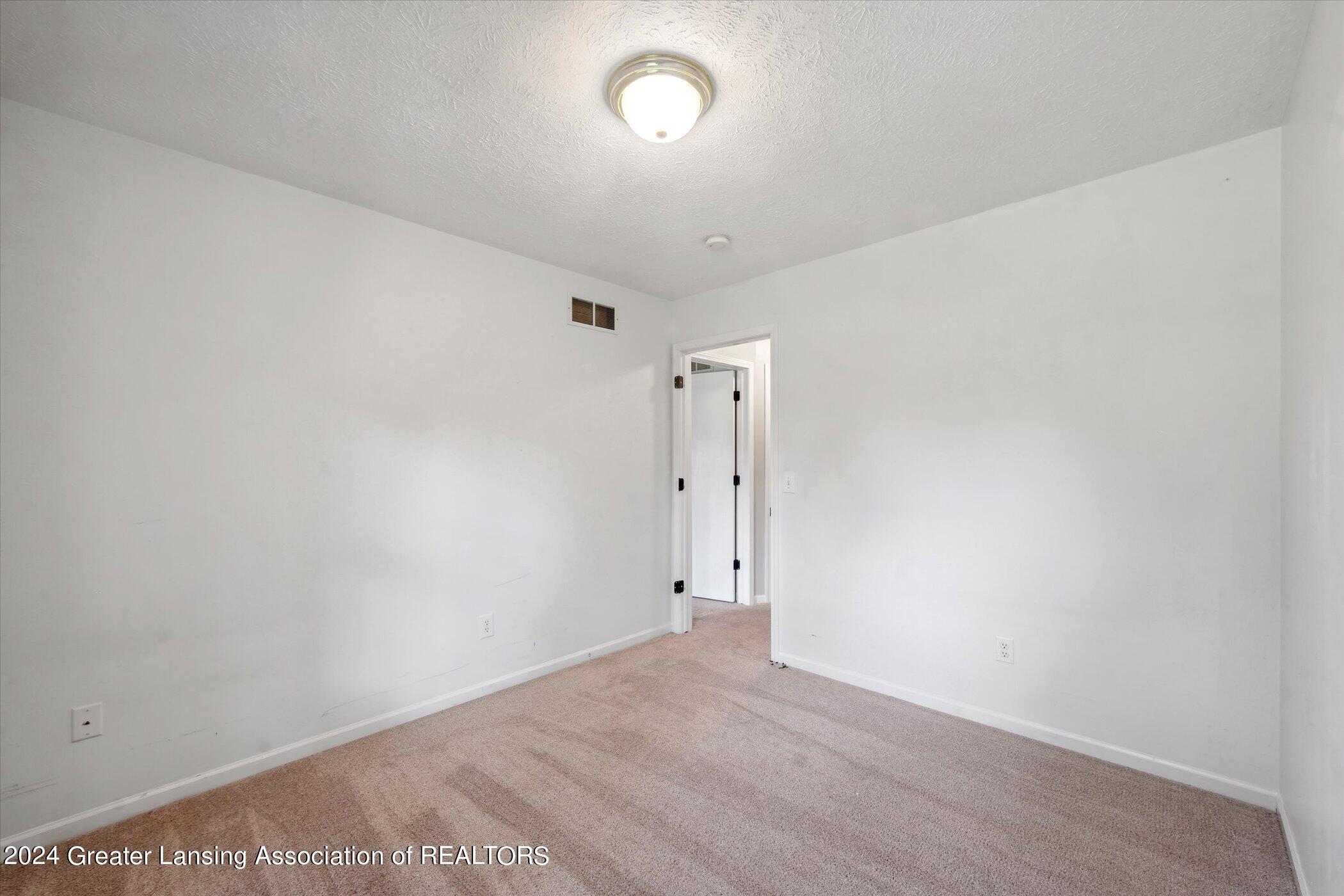 174 Newman Road Okemos, MI 48864 - Photo 35 of 54 28-174-Newman-Rd-Okemos-MI-48864-WindowS