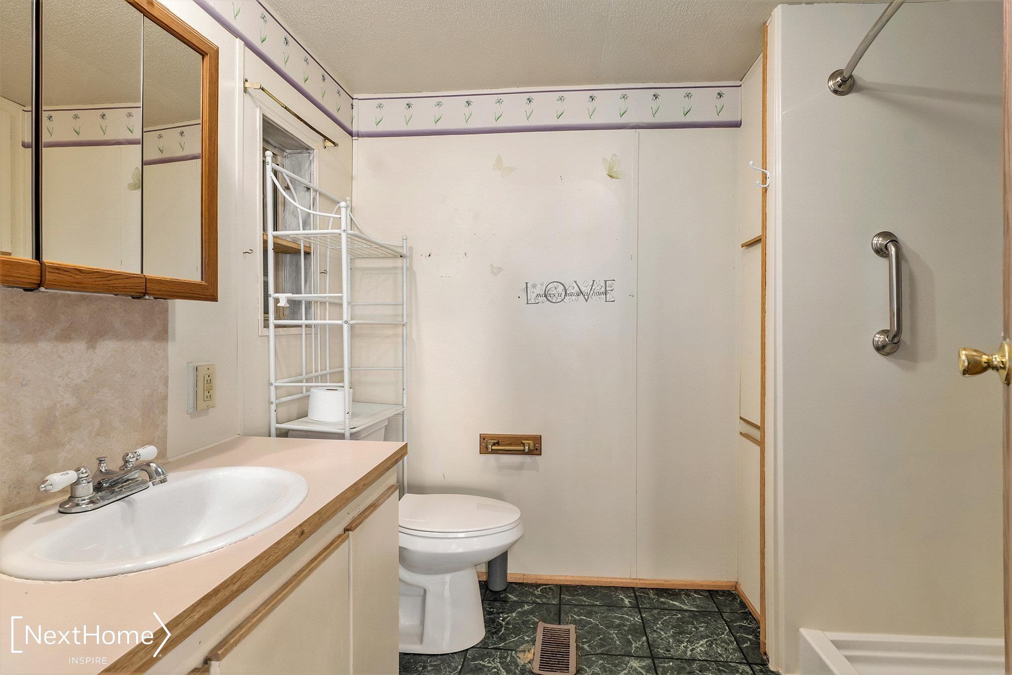13567 Seymour Road Montrose, MI 48457 - Photo 14 of 20 Gallery Image 14