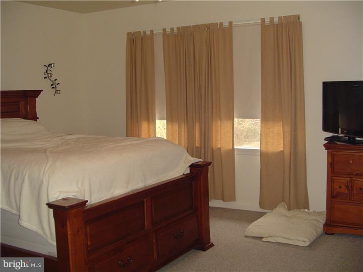 1019 Magnolia Road Vineland, NJ 08360 - Photo 16 of 18 Bedroom - Main