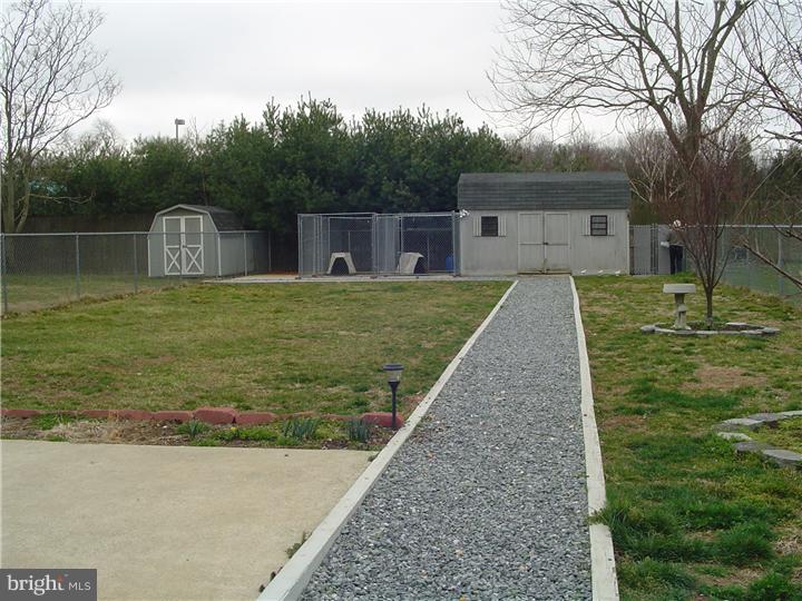 1019 Magnolia Road Vineland, NJ 08360 - Photo 4 of 18 Exterior Back