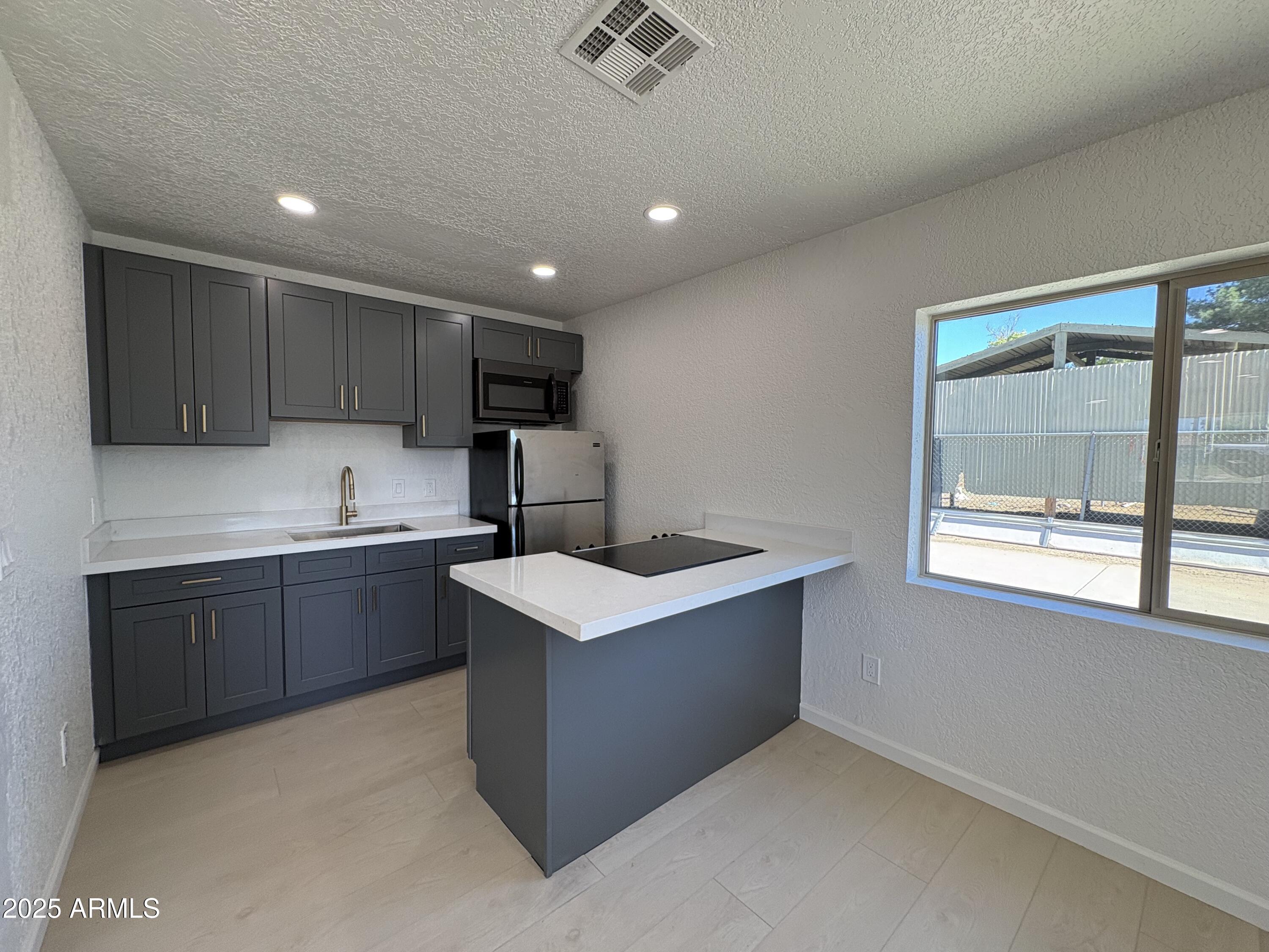 4004 West Wescott Drive, Unit C Glendale, AZ 85308 - Photo 11 of 17 Photo Nov 06 2025, 12 09 38 PM