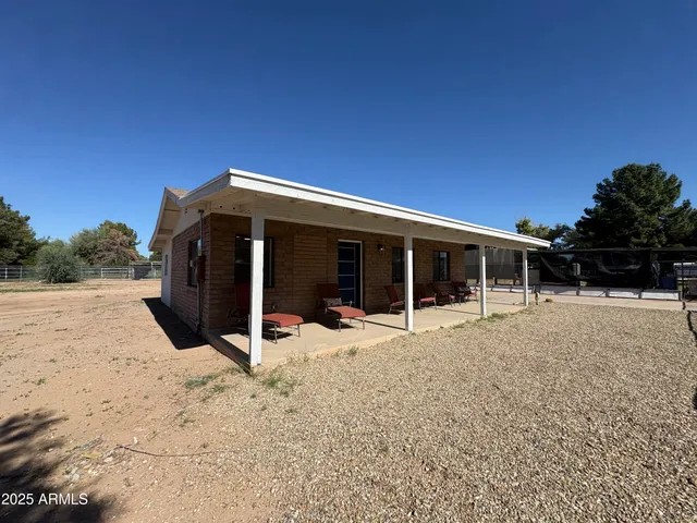 $1,695 | 4004 West Wescott Drive, Unit C, Glendale, AZ 85308