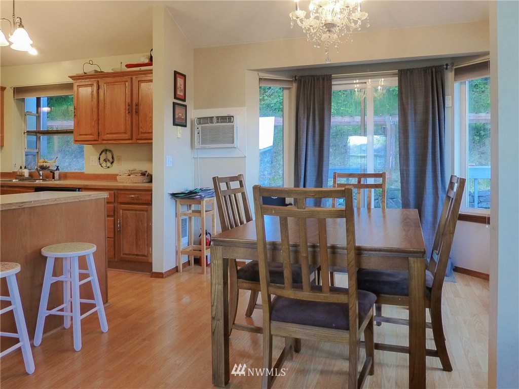 316 Antonie Avenue North Eatonville, WA 98328 - Photo 8 of 25