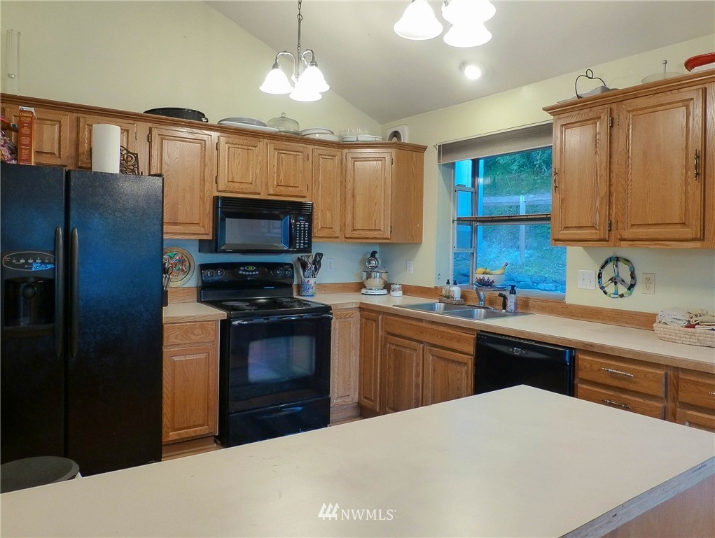 316 Antonie Avenue North Eatonville, WA 98328 - Photo 9 of 25