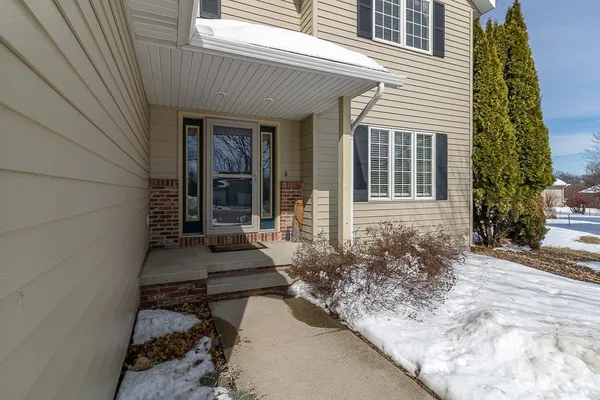 $449,900 | 14 Eagle Ridge Court, North Mankato, MN 56003