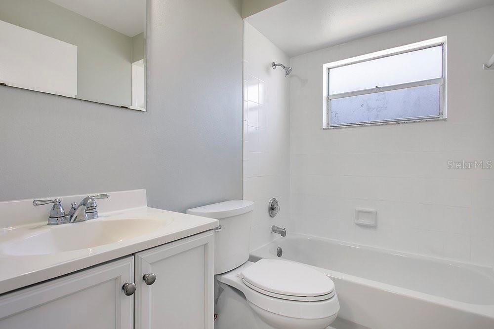 114 Sundance Court Winter Springs, FL 32708 - Photo 13 of 34 a bathroom with a sink toilet and vanity