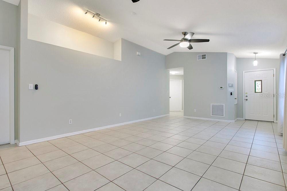 114 Sundance Court Winter Springs, FL 32708 - Photo 5 of 34 a view of an empty room