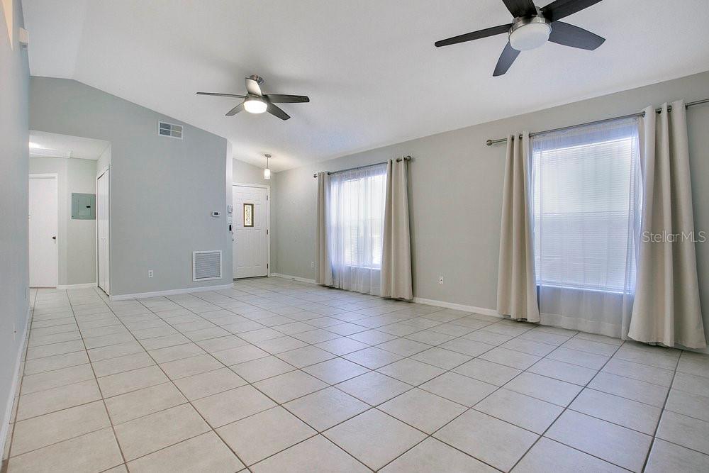 114 Sundance Court Winter Springs, FL 32708 - Photo 6 of 34 a view of an empty room