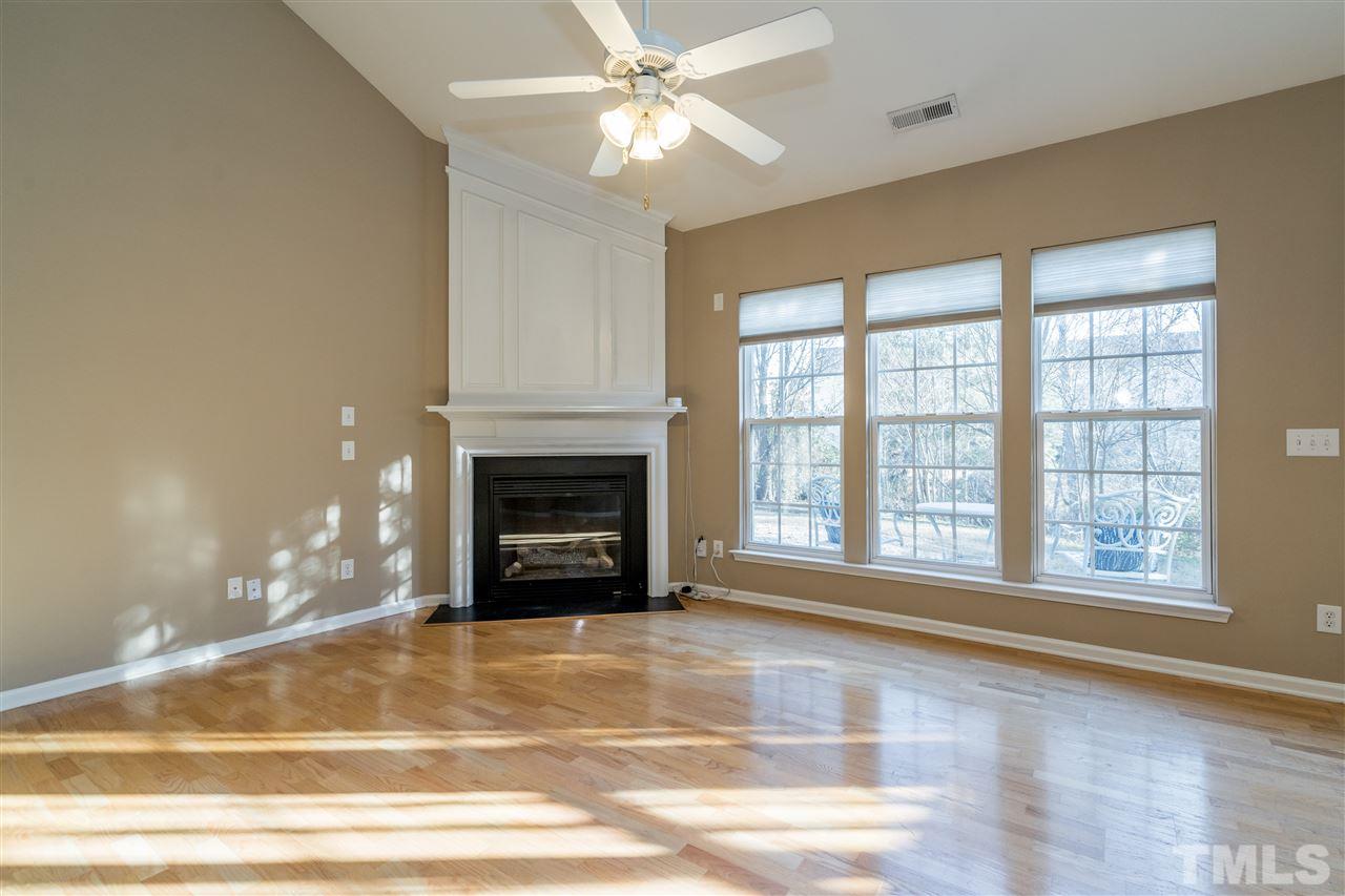 5405 Brandy Bay Road Raleigh, NC 27613 - Photo 4 of 23 Vaulted ceilings in this light & bright living room!
