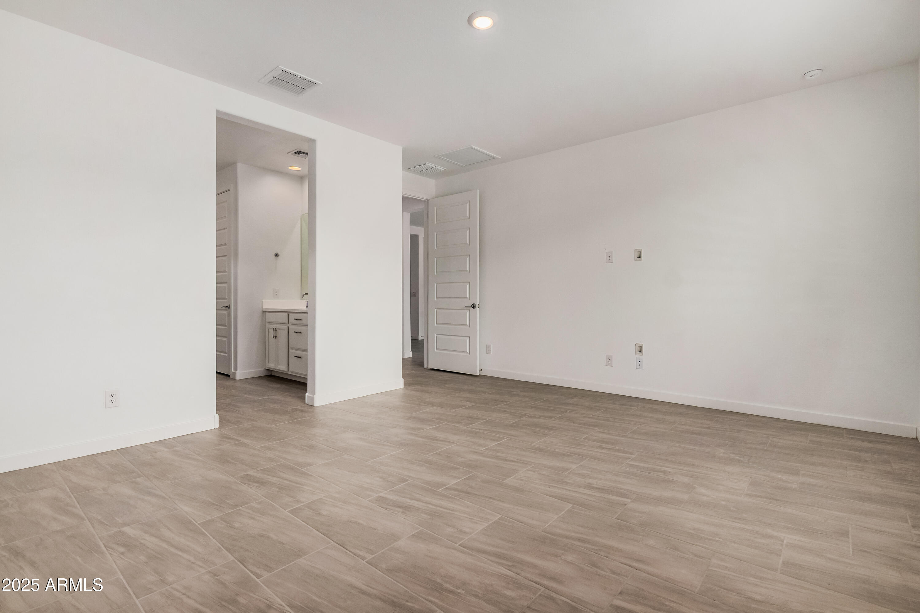 1543 West Corral Road Phoenix, AZ 85041 - Photo 21 of 48 Master Bedroom