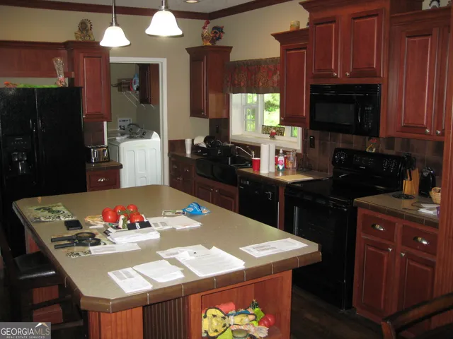 $550,000 | 1044 Union School Road, Molena, GA 30258