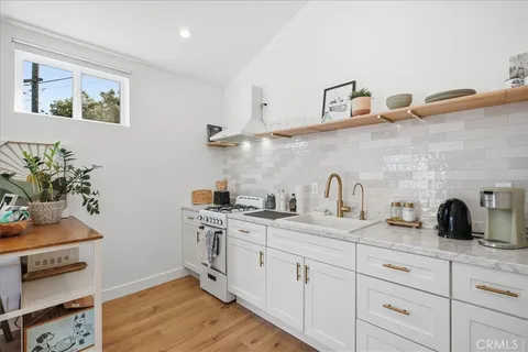 $1,250,000 | 6443 Gross Avenue, West Hills, CA 91307