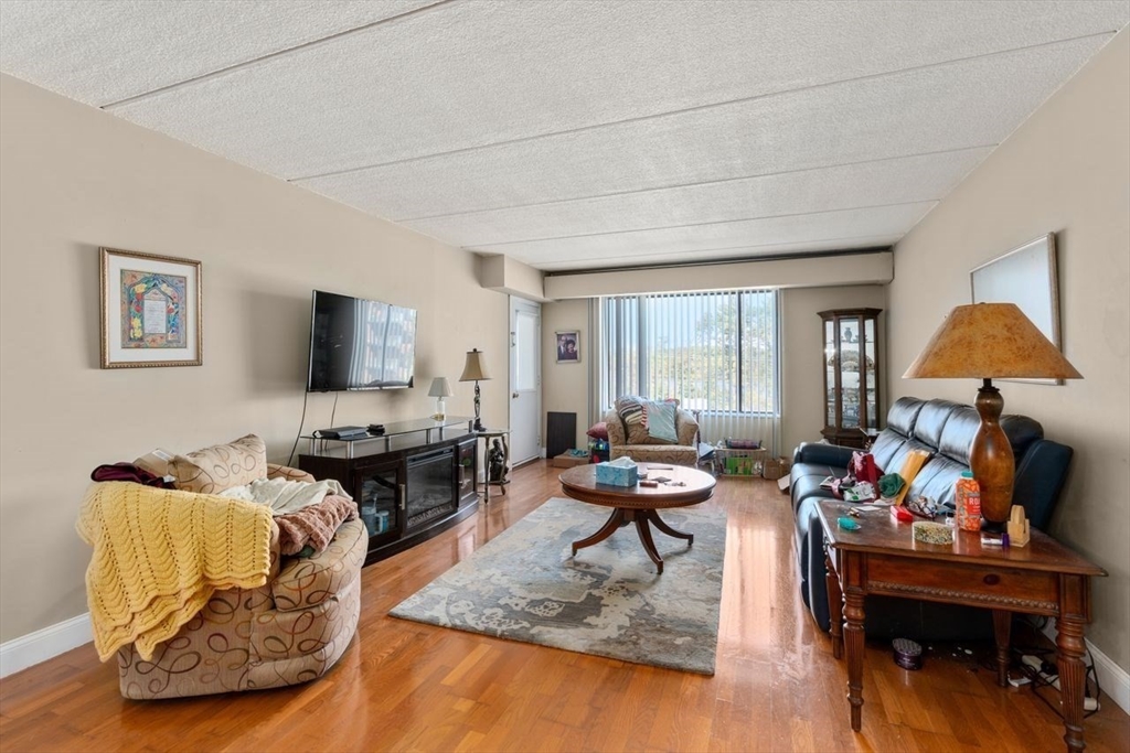 1500 Worcester Road, Unit 202 Framingham, MA 01702 - Photo 5 of 21