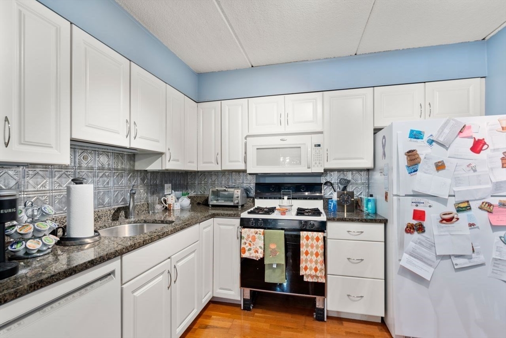 1500 Worcester Road, Unit 202 Framingham, MA 01702 - Photo 8 of 21